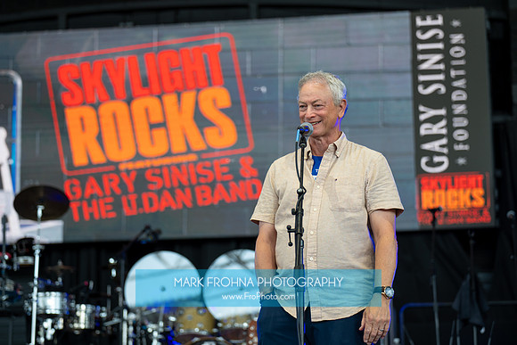 Skylight Rocks Gary Sinise Press-4