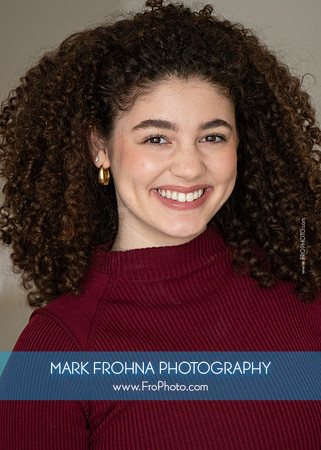 Ava Greenberg 2025 Headshots-11