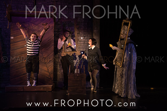 Addams Family Night 1-163