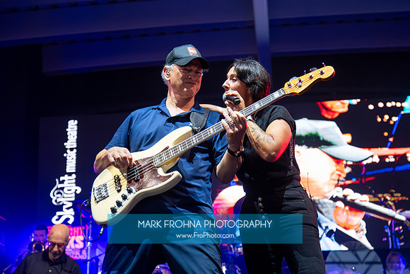 Skylight Rocks Gary Sinise Show-90