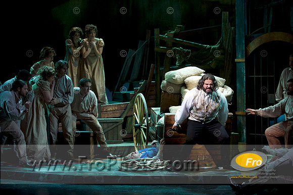 Skylight Les Miz Preview Selects 018
