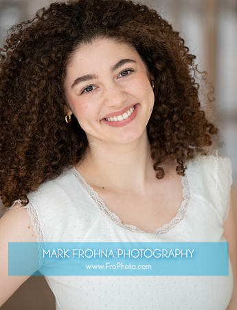 Ava Greenberg 2025 Headshots-49