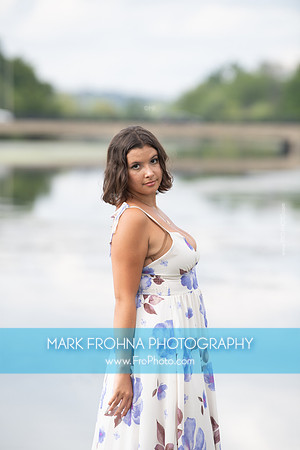 Senior Isabelle Xtras-140