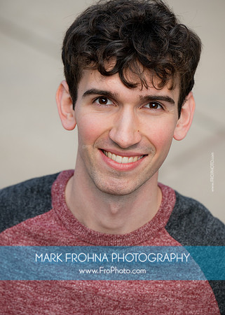 Luke Hahn Headshot 2025-17