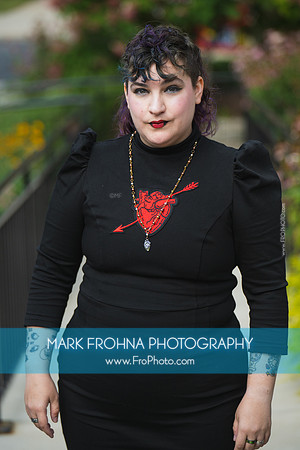 Lydia Eiche Ross Headshot 2025-9
