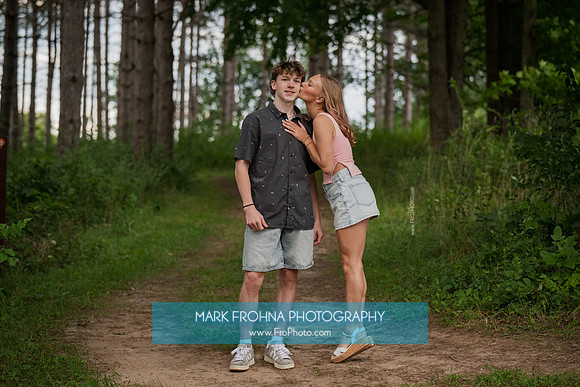 Ella and Ryan Senior Shoot-8
