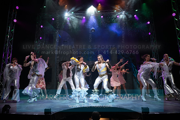 Skylight Mamma Mia Xtras-483