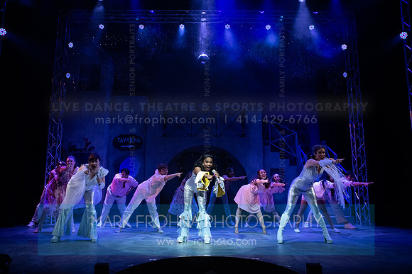 Skylight Mamma Mia Xtras-473