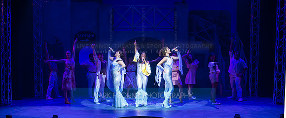 Skylight Mamma Mia Xtras-431