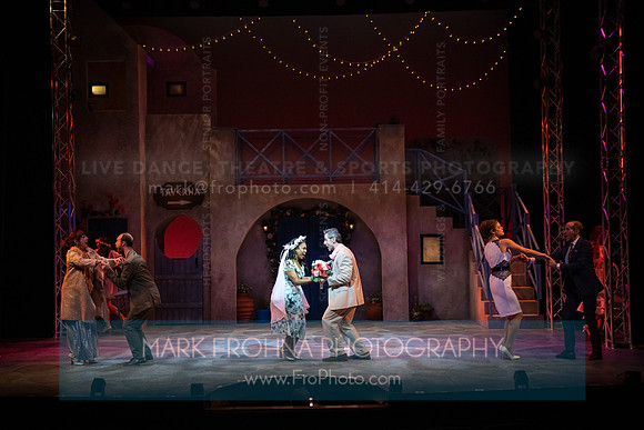 Skylight Mamma Mia Xtras-399