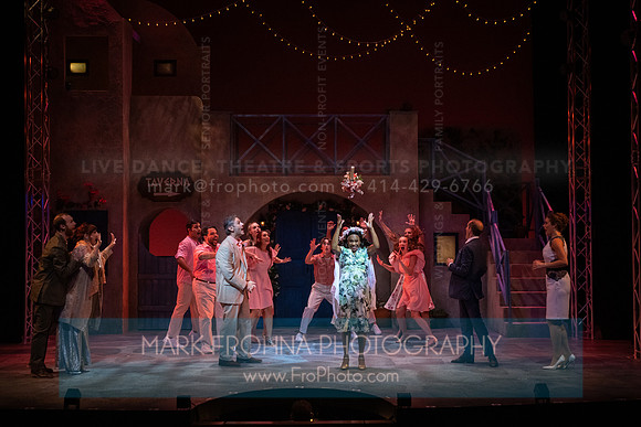 Skylight Mamma Mia Xtras-404