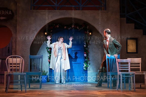 Skylight Mamma Mia Xtras-386