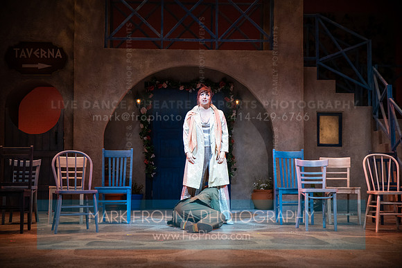Skylight Mamma Mia Xtras-384