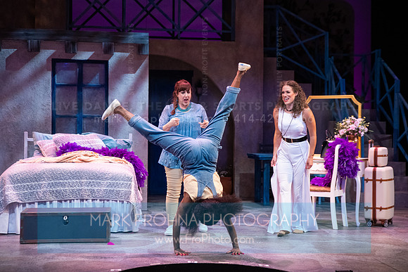Skylight Mamma Mia Xtras-221