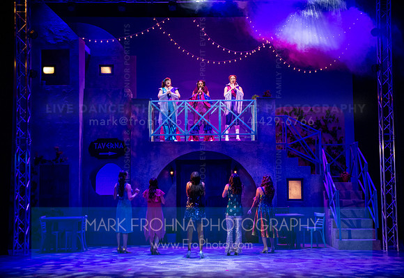 Skylight Mamma Mia Xtras-246