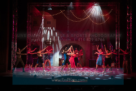 Skylight Mamma Mia Xtras-288