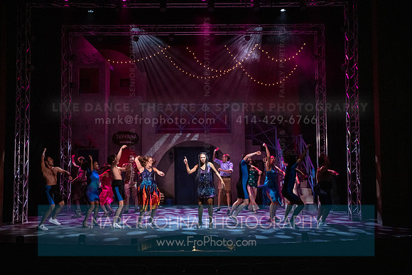 Skylight Mamma Mia Xtras-295