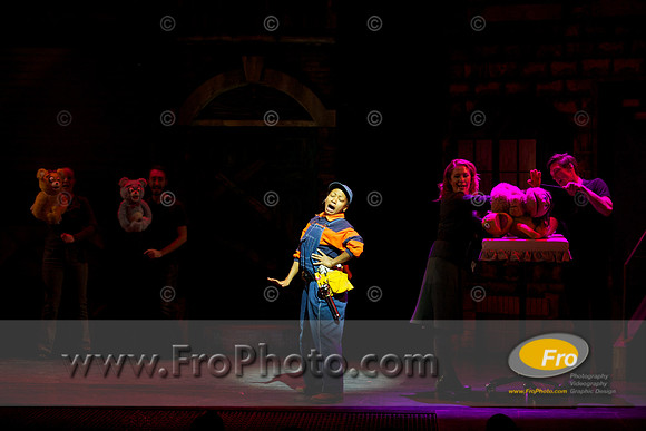Skylight Avenue Q Highlights 068
