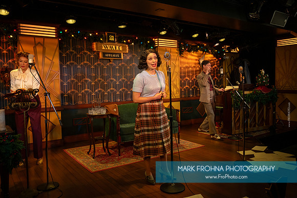 Milwaukee Rep Wonderful Life Radio Play Highlights-11