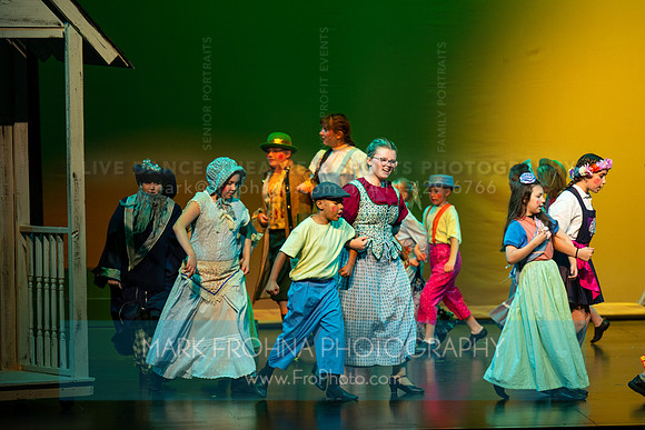 KM Wizard of Oz Munchkins-72