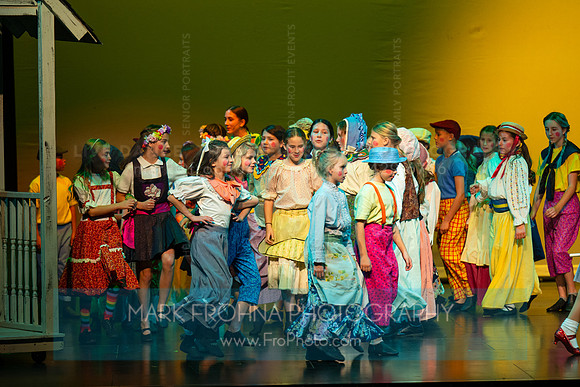 KM Wizard of Oz Munchkins-61