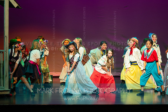 KM Wizard of Oz Munchkins-38