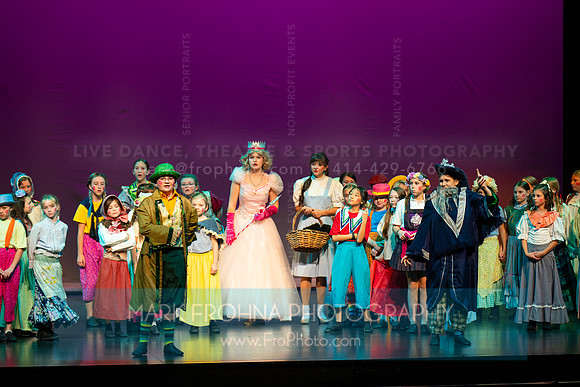 KM Wizard of Oz Munchkins-34