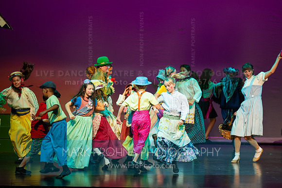 KM Wizard of Oz Munchkins-25