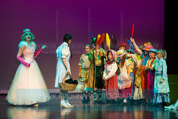 KM Wizard of Oz Munchkins-5