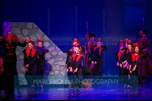 KM Wizard of Oz Munchkins-88