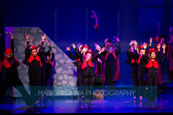 KM Wizard of Oz Munchkins-92