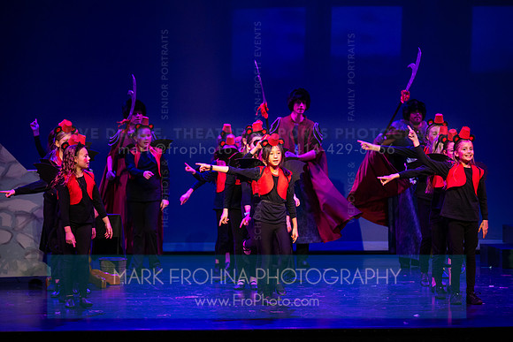 KM Wizard of Oz Munchkins-90