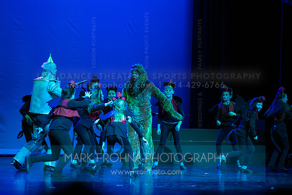 KM Wizard of Oz Munchkins-77
