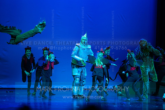 KM Wizard of Oz Munchkins-78