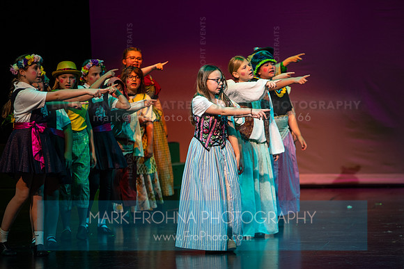 KM Wizard of Oz Munchkins-141
