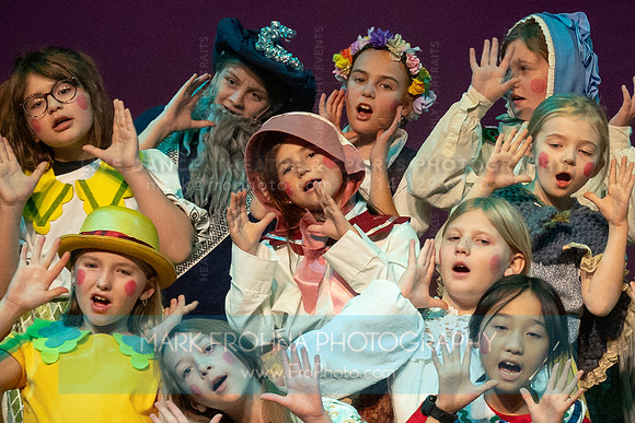 KM Wizard of Oz Munchkins-129-2
