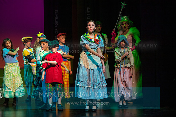 KM Wizard of Oz Munchkins-113