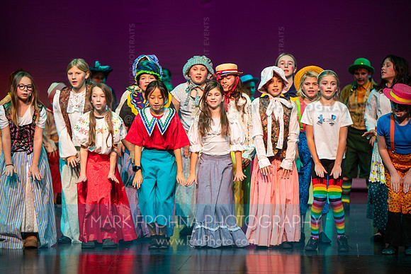 KM Wizard of Oz Munchkins-109