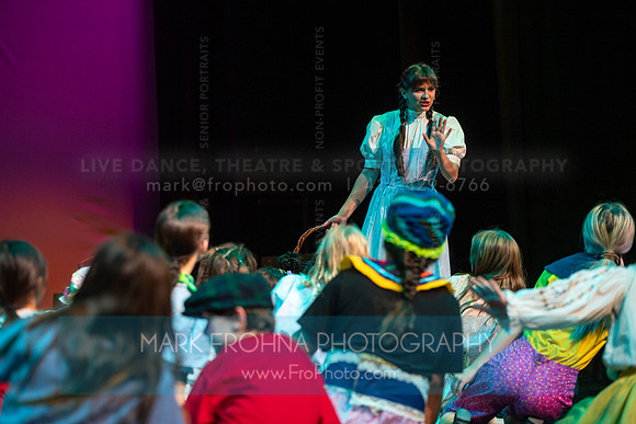 KM Wizard of Oz Munchkins-106