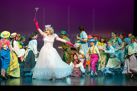 KM Wizard of Oz Live Show-8