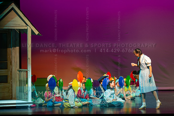 KM Wizard of Oz Live Show-3