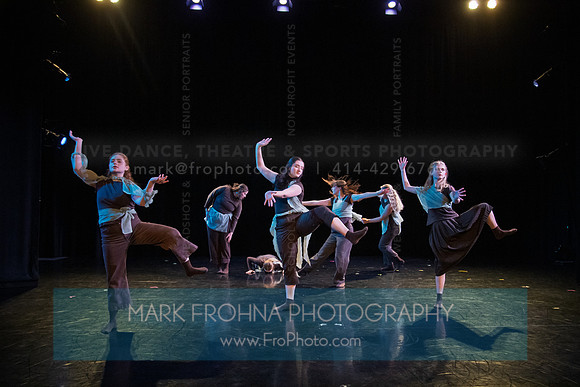 UWM New Dancemakers the tree hears me when I fall-10