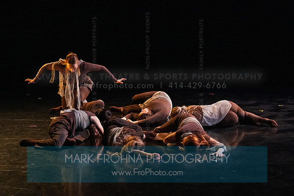 UWM New Dancemakers the tree hears me when I fall-3