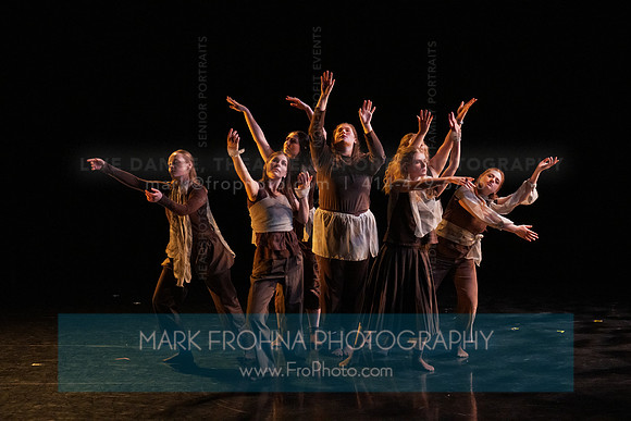 UWM New Dancemakers the tree hears me when I fall-1