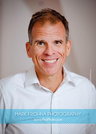Randy Knaflic Headshot November 2022-18
