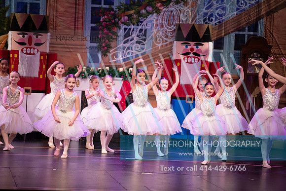 BRIO Nutcracker Cast 1 2022-13