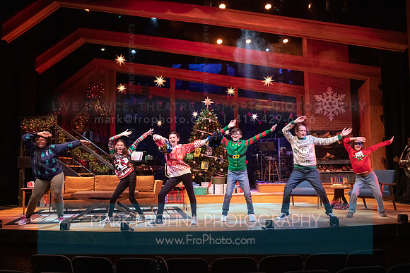 Skylight Jolly Holiday Highlights-16