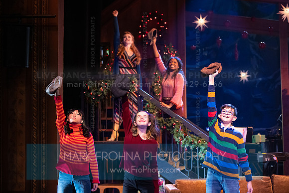 Skylight Jolly Holiday Highlights-12