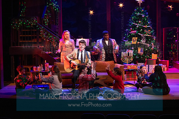 Skylight Jolly Holiday Highlights-56