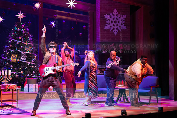 Skylight Jolly Holiday Highlights-44